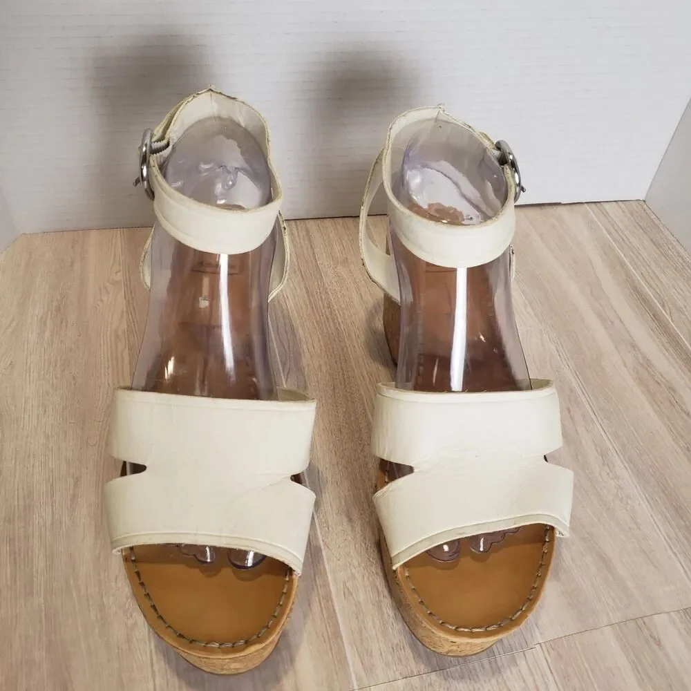 Dolce Vita Linda Cork Wedge Platform Sandals in white, size 9